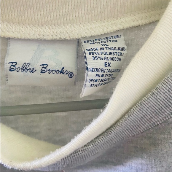 Crewneck - Picture 4 of 4